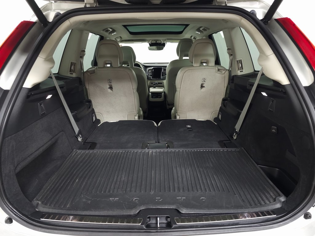 2022 Volvo XC90 T6 AWD Inscription 6 Seater 9