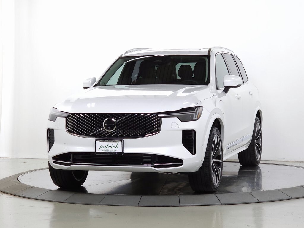 2025 Volvo XC90 T8 Plus photo 3