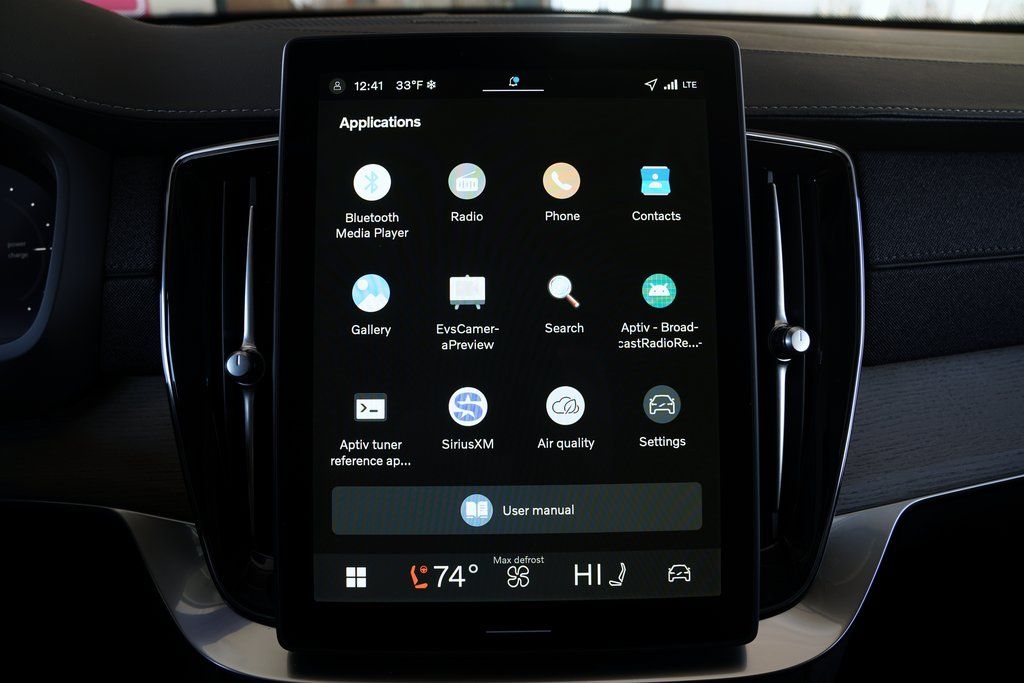 2026 Volvo XC90 Plus - Photo 15
