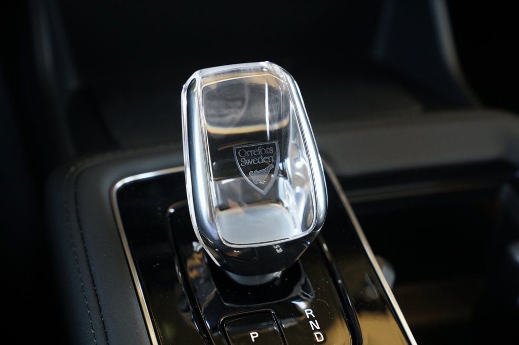 2026 Volvo XC90 Plus - Photo 22