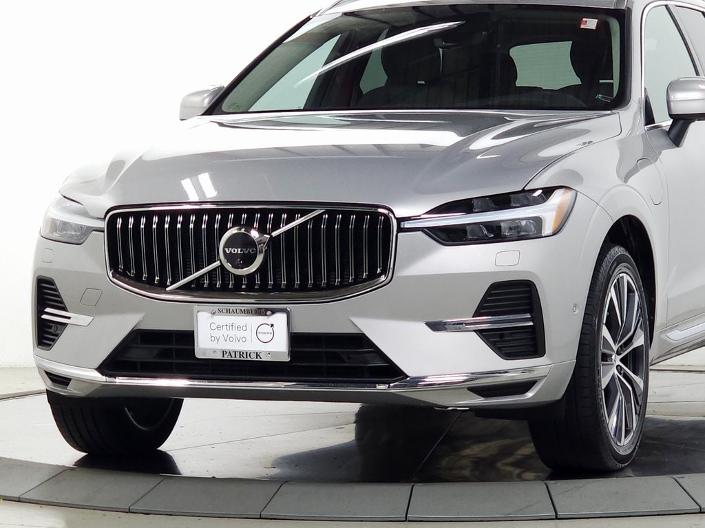 2022 Volvo XC60 Recharge Plug-In Hybrid T8 Inscription Expression Extended Range 3