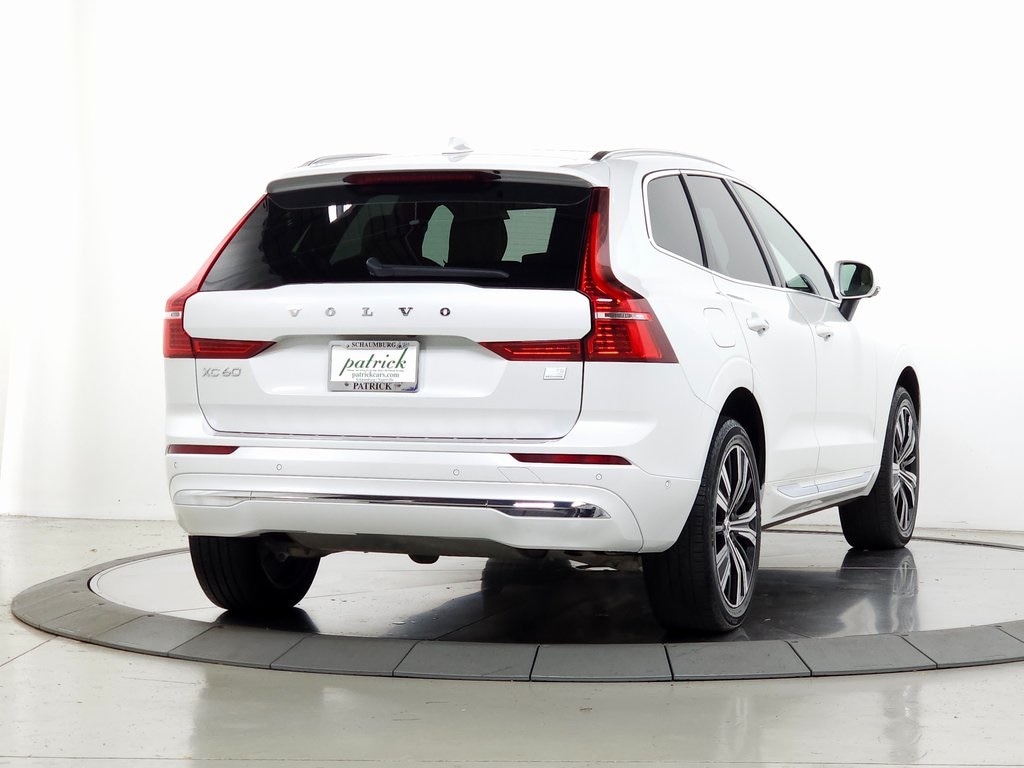 2022 Volvo XC60 Recharge Plug-In Hybrid eAWD Inscription 10