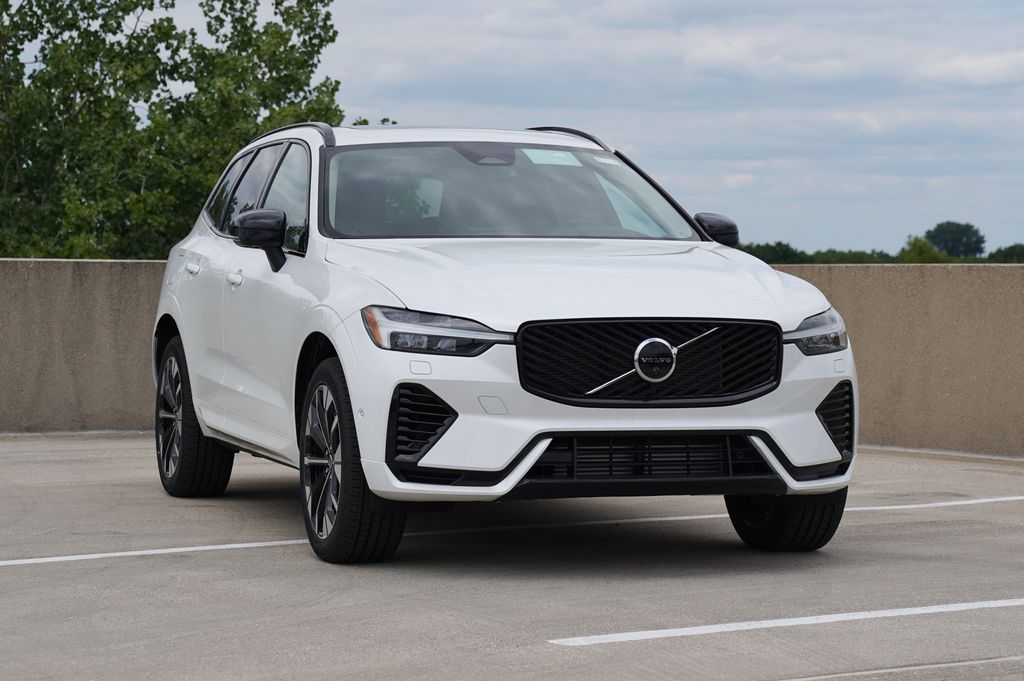  Volvo XC60 plug-in hybrid