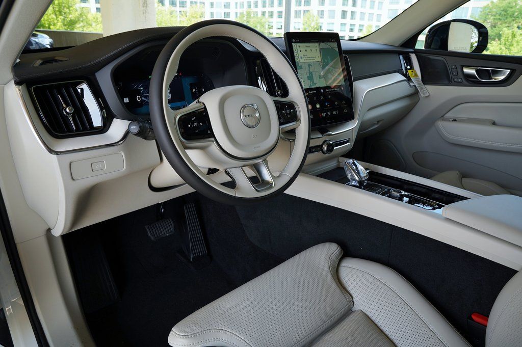 2026 Volvo XC60 Ultra - Photo 12