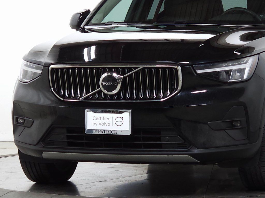 Certified 2023 Volvo XC40 B5 AWD Plus Bright SUV