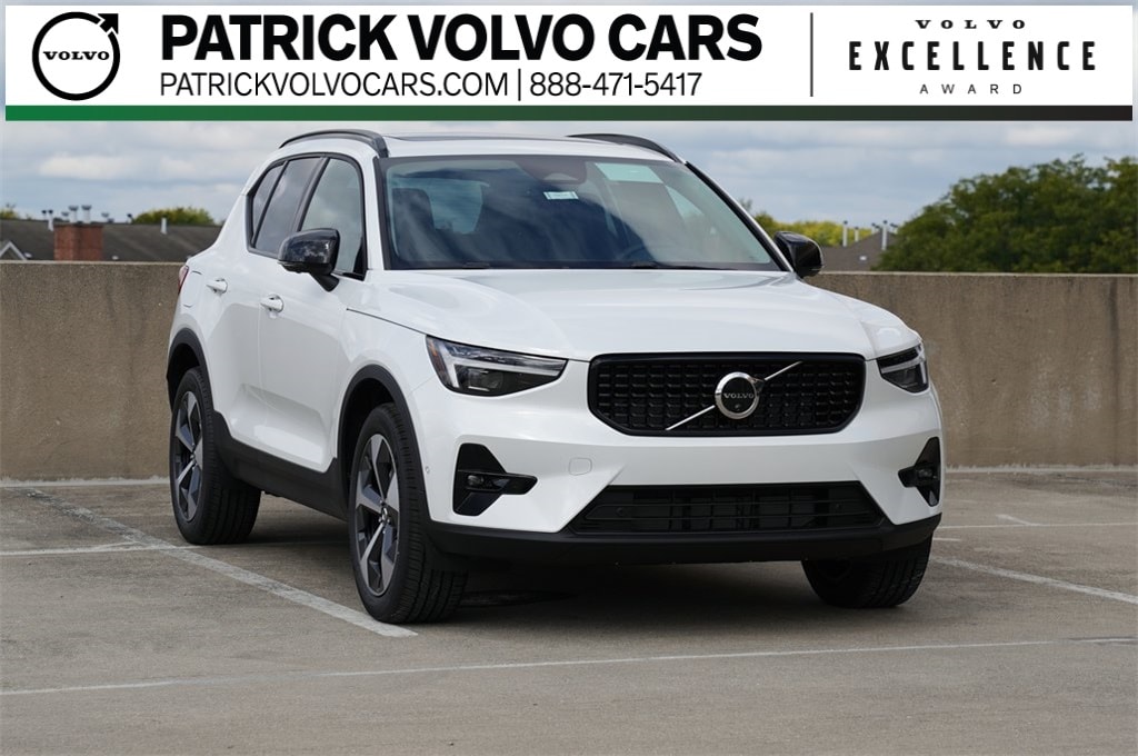 2026 Volvo XC40 Plus's photo