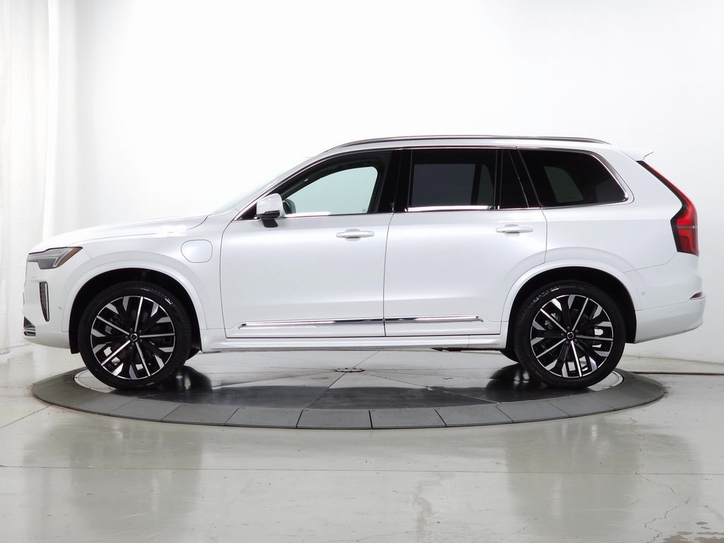 New 2025 Volvo XC90 plug-in hybrid T8 (2025.5) Plus 7-Seater SUV