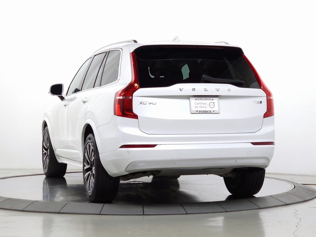 2022 Volvo XC90 T5 AWD Momentum 7 Seater 6