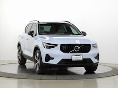 2026 Volvo XC40 B5 Plus AWD SUV for Sale in Schaumburg, IL at Patrick Volvo Cars