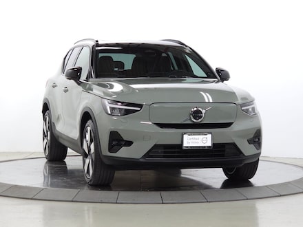 2023 Volvo XC40 Recharge Pure Electric Plus SUV