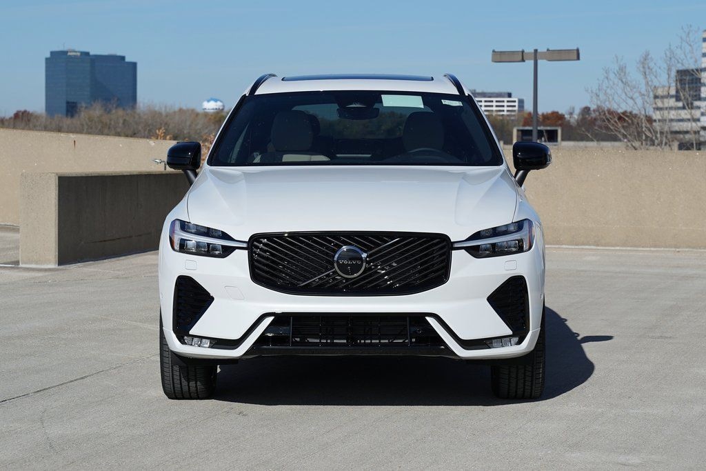 New 2026 Volvo XC60 B5 Plus SUV