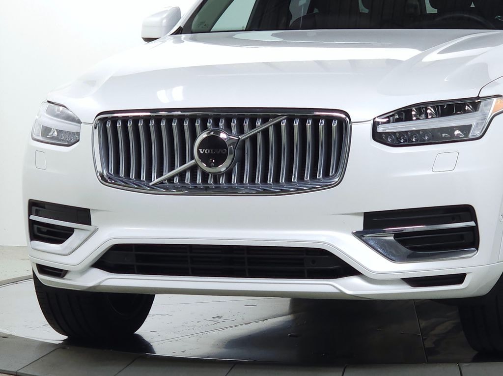 Certified 2024 Volvo XC90 plug-in hybrid T8 Plus Bright 7-Seater SUV