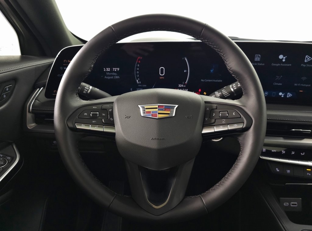 2024 Cadillac XT4 Premium Luxury 19