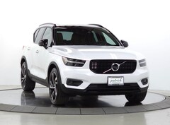 Used 2021 Volvo XC40 T5 R-Design SUV YV4162UMXM2548512 for Sale in Schaumburg, IL at Patrick Volvo Cars