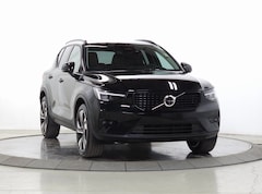 Used 2024 Volvo XC40 B5 Plus Dark SUV YV4L12UL7R2285661 for Sale in Schaumburg, IL at Patrick Volvo Cars
