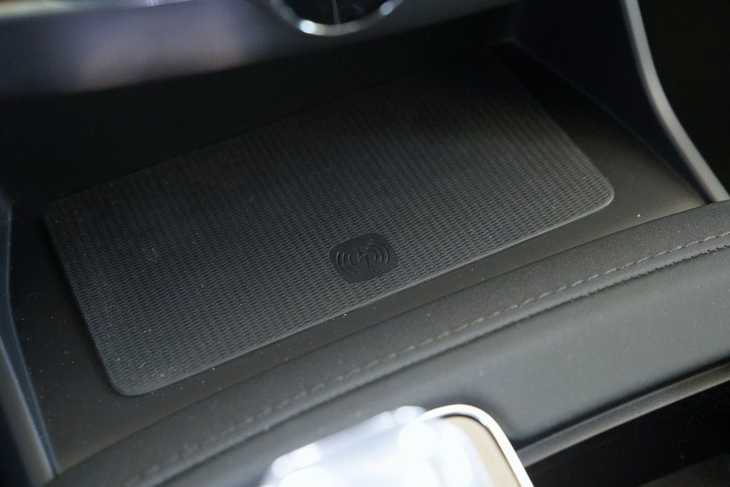2026 Volvo XC90 Plus - Photo 20