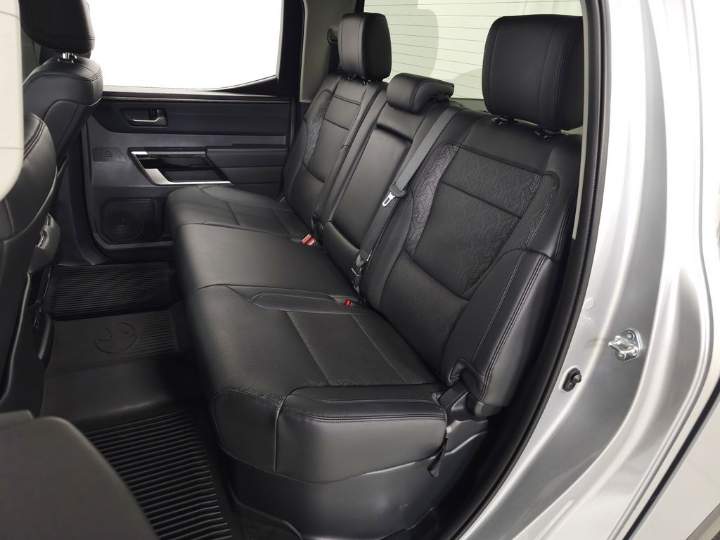 2024 Toyota Tundra Limited - Photo 33