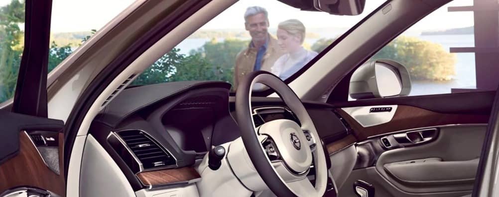 2019 Volvo XC90 reviews