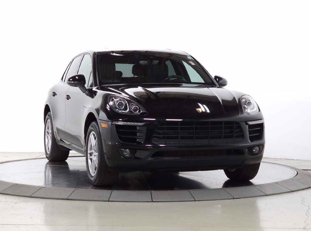 2018 Porsche Macan SUV