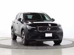 2023 Volvo XC40 B5 AWD Plus Bright SUV for Sale in Schaumburg, IL at Patrick Volvo Cars