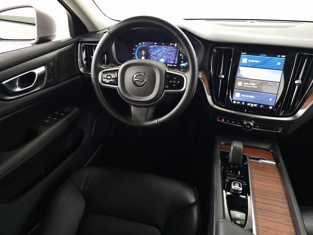 2025 Volvo V60 Cross Country Plus - Photo 14