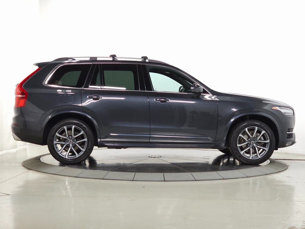 2017 Volvo XC90 T6 AWD Momentum 11