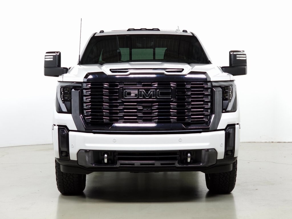 2024 Gmc Sierra 2500 HD Denali Ultimate photo 2
