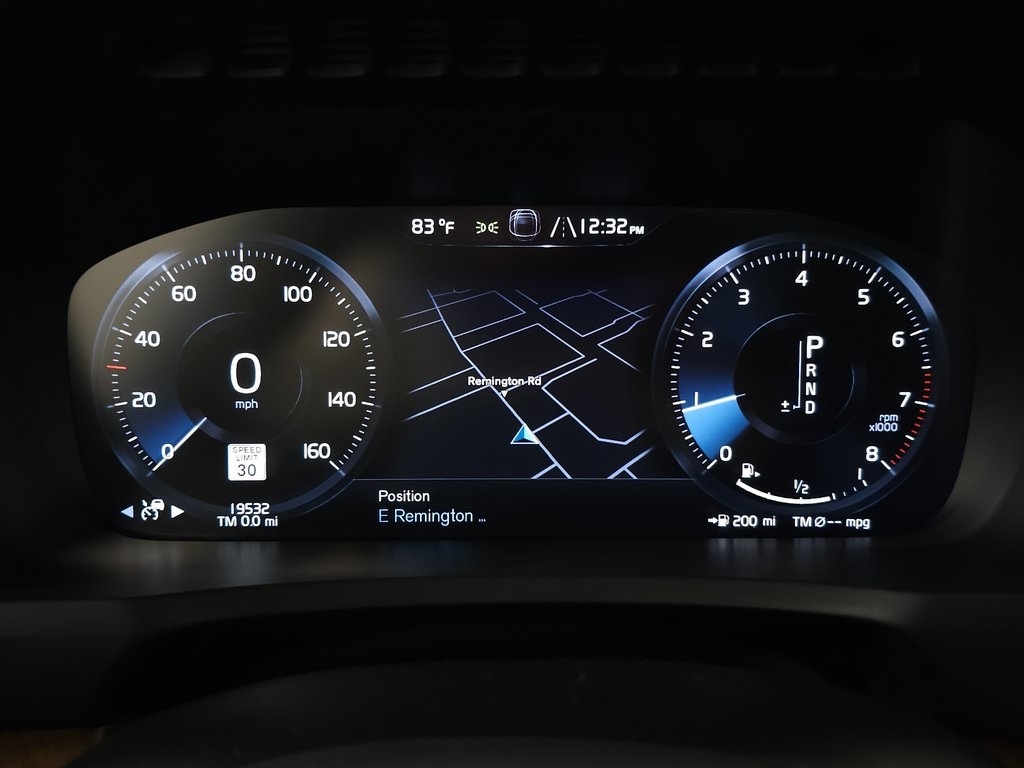 2022 Volvo XC90 T6 AWD Momentum 7 Seater 23