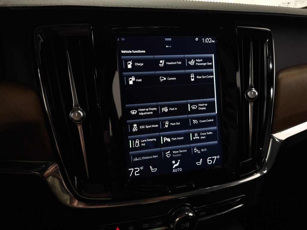 2018 Volvo S90 Hybrid T8 Inscription 30