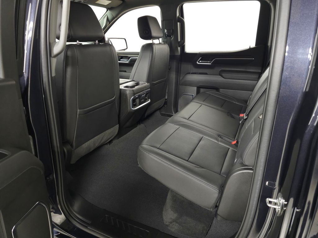 2022 GMC Sierra 1500 SLT - Photo 30