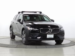 2026 Volvo V60 Cross Country B5 Plus Wagon