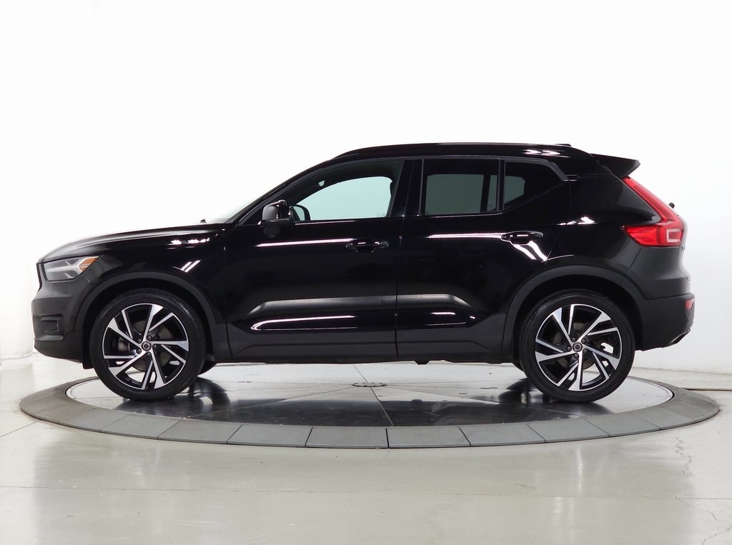 Used 2019 Volvo XC40 T5 R-Design SUV