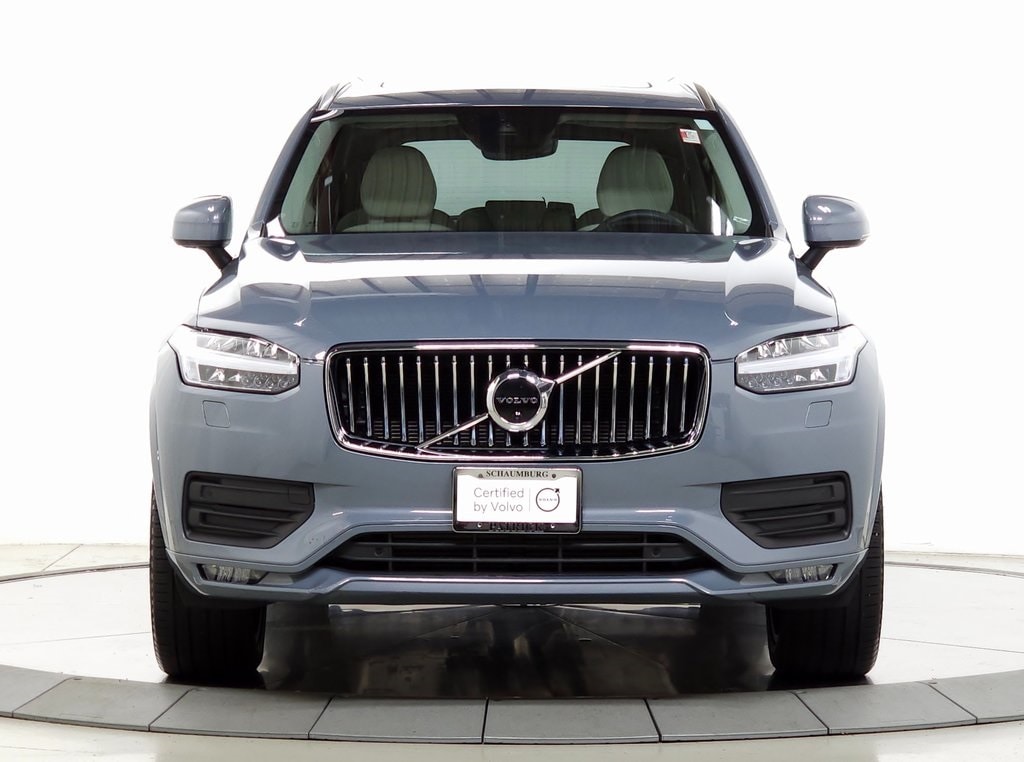 2022 Volvo XC90 T6 AWD Momentum 7 Seater 2