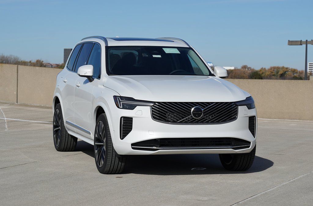 2026 Volvo XC90 B6 Plus Bright 7-Seater 4WD's photo