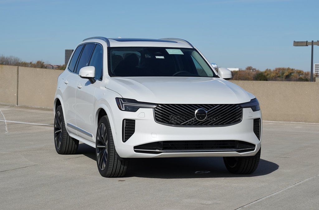New 2026 Volvo XC90 B6 Plus 7-Seater SUV
