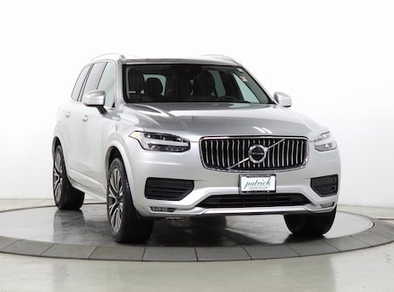 2020 Volvo XC90 T6 Momentum 7 Passenger SUV