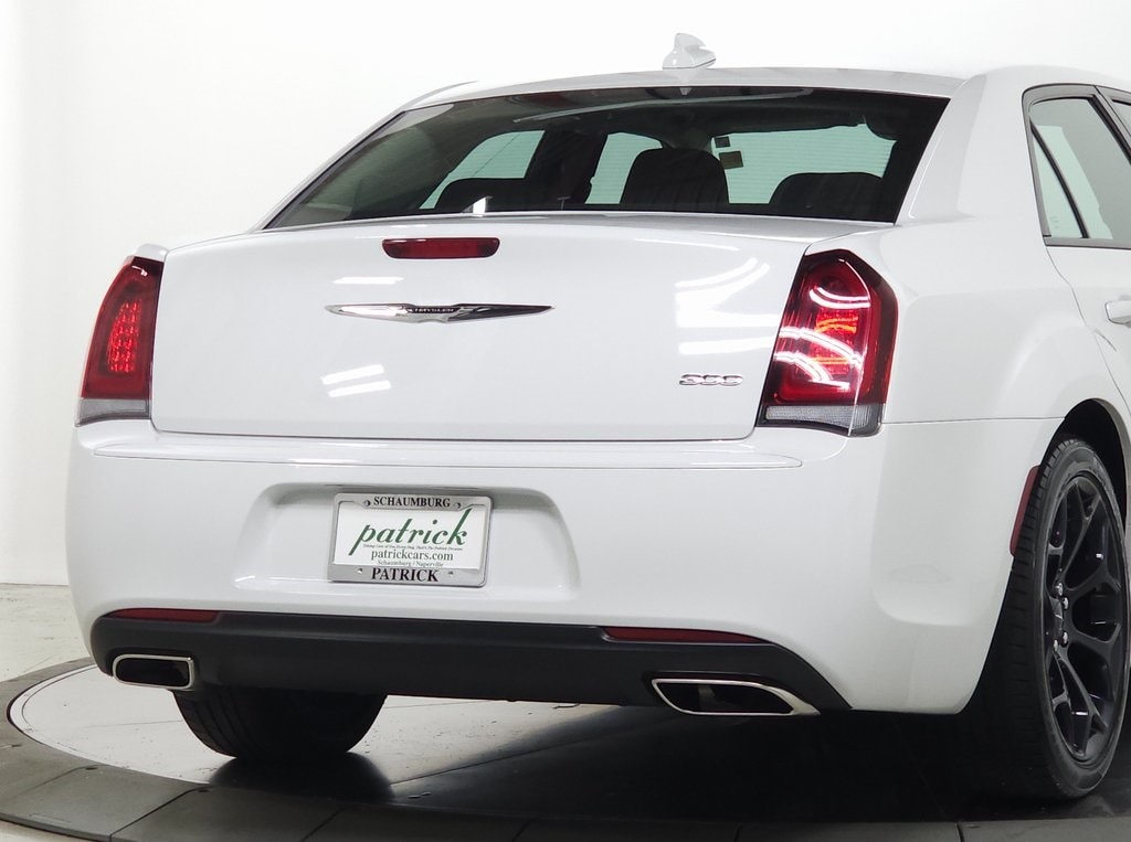 2019 Chrysler 300 Touring 7