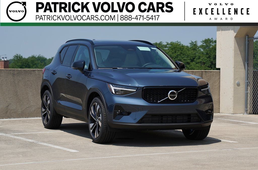 New 2026 Volvo XC40 B5 Ultra SUV