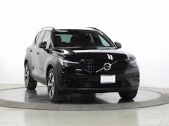 Used 2025 Volvo XC40 B5 Plus Dark Theme SUV YV4L12UCXS2563054 for Sale in Schaumburg, IL at Patrick Volvo Cars