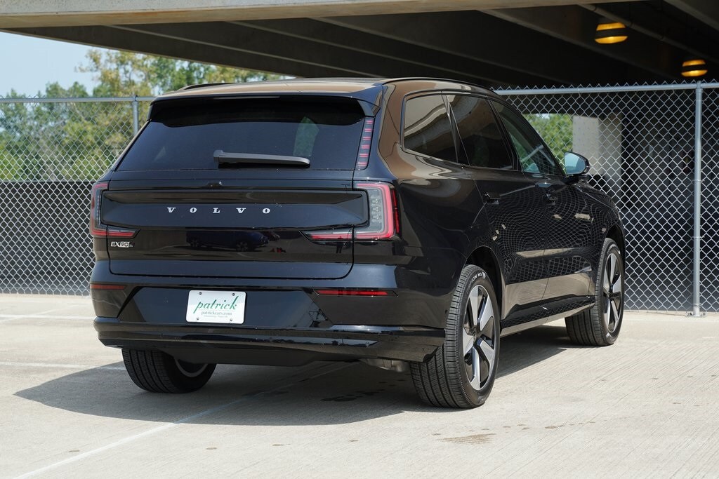 2025 Volvo EX90 Twin Motor Plus photo 3