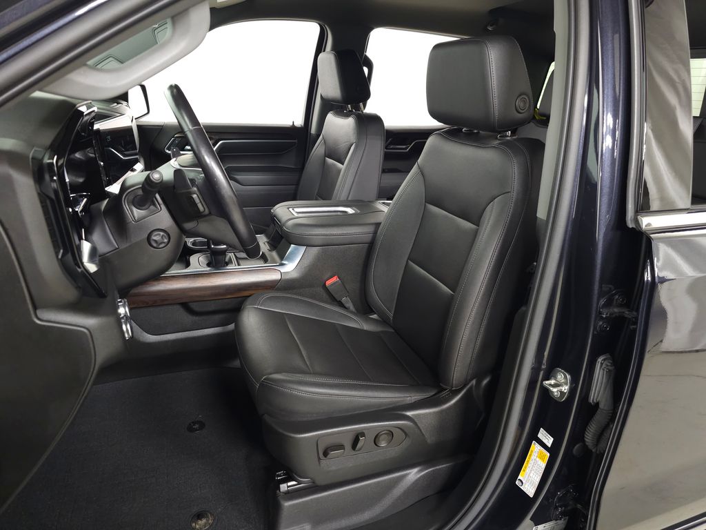 2022 GMC Sierra 1500 SLT - Photo 16