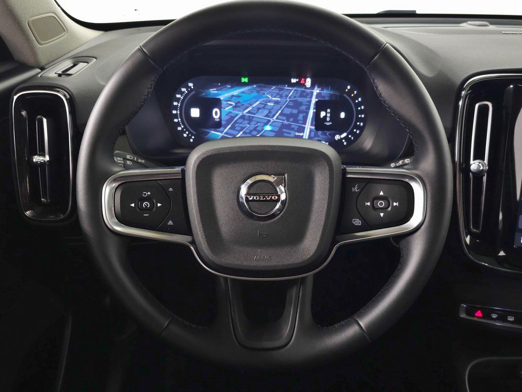 2026 Volvo XC40 Ultra - Photo 16