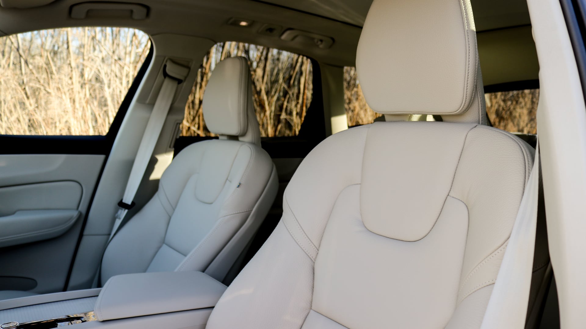 Luxuriously designed seats with premium materials, offering exceptional comfort and support in the 2025 Volvo XC60