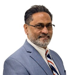 Staff member Mo Khan from ID_aaa4e273c8c9