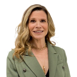 Staff member Erin Pyrchla from ID_aaa4e273c8c9