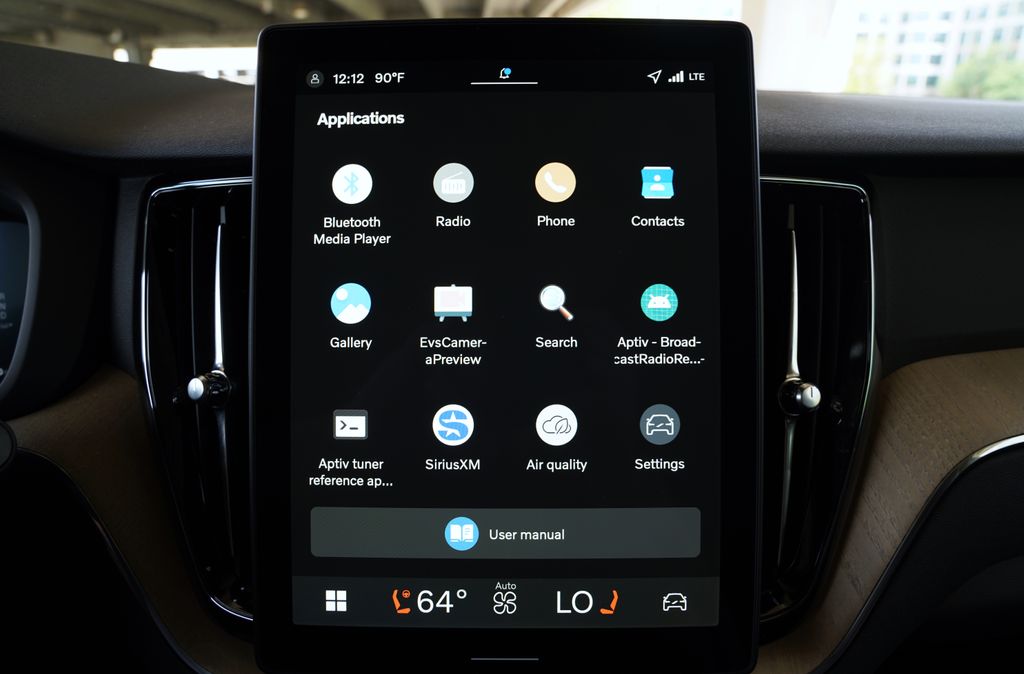 2026 Volvo XC60 Plus - Photo 15