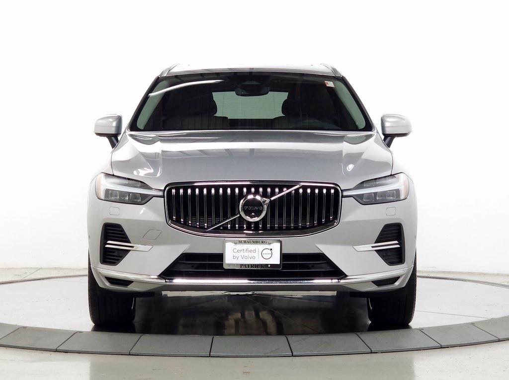 2022 Volvo XC60 Recharge Plug-In Hybrid T8 Inscription Expression Extended Range 2