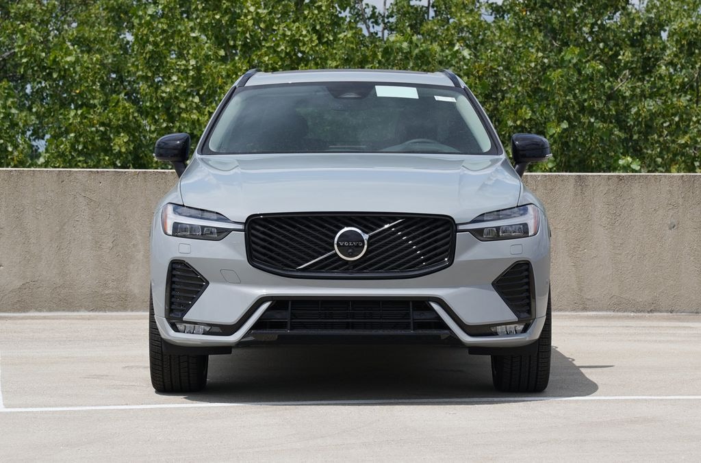 New 2026 Volvo XC60 B5 Ultra SUV