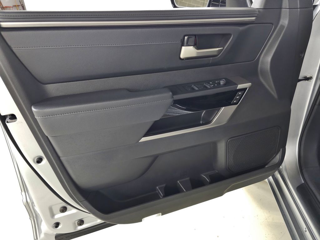 2024 Toyota Tundra Limited - Photo 13