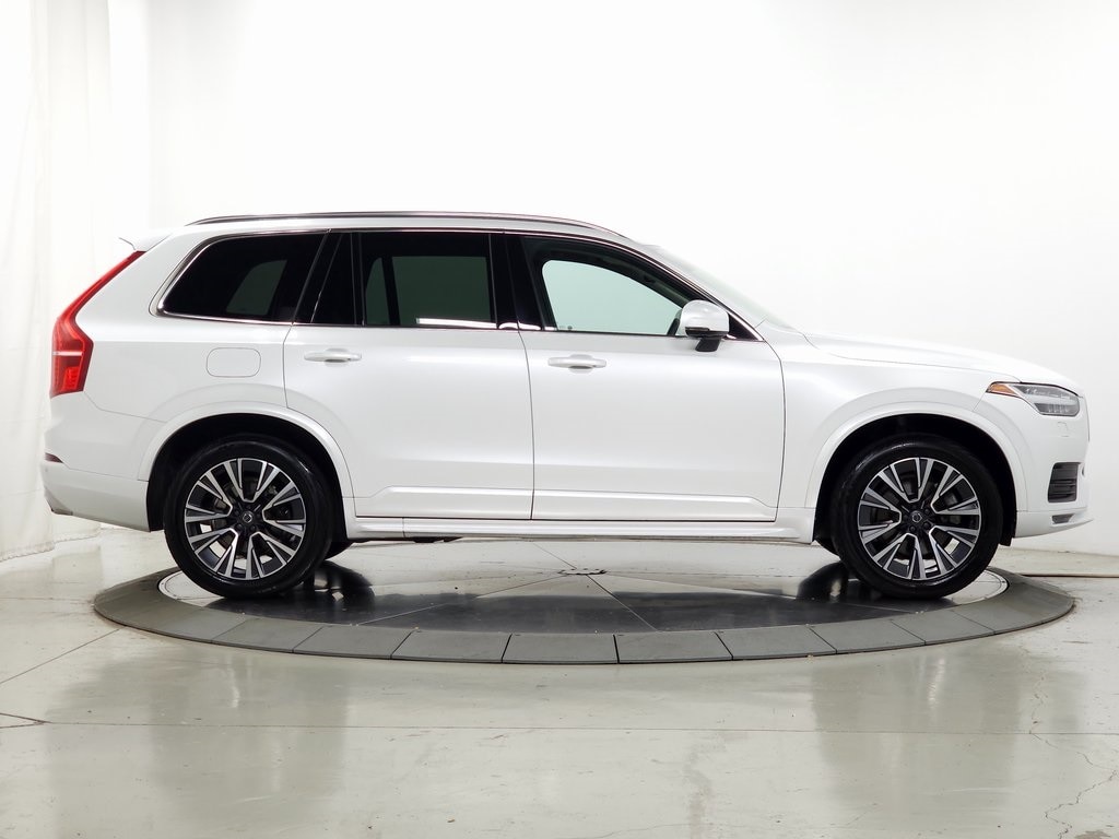 2020 Volvo XC90 T6 Momentum 6 Passenger 11